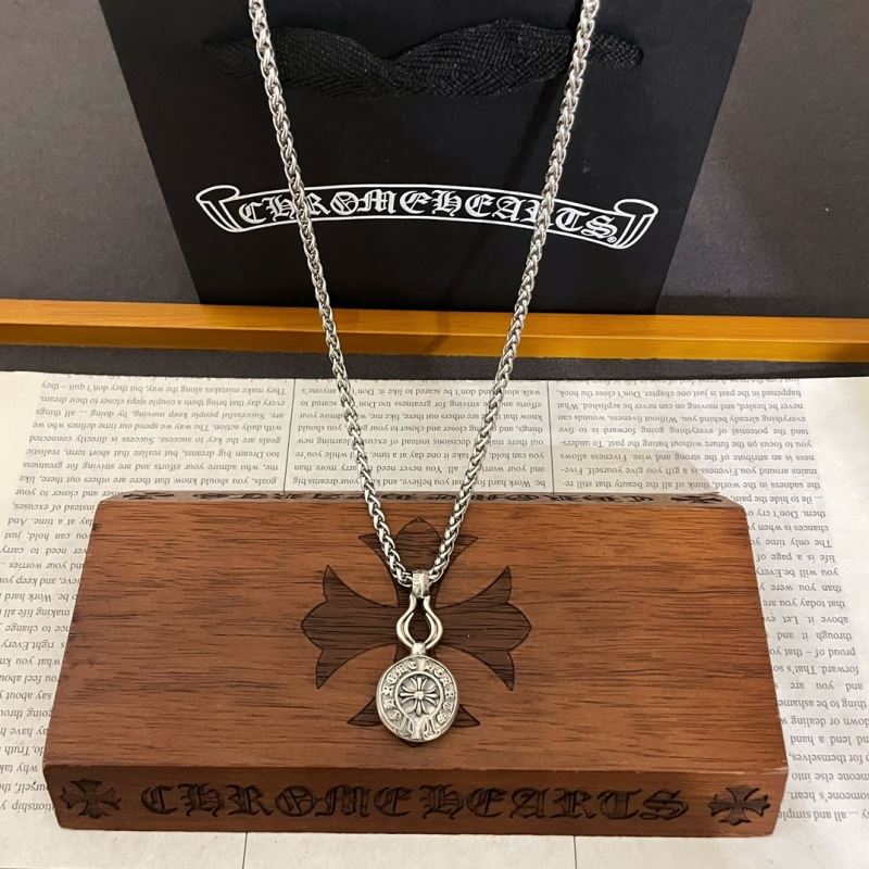 Ch**me He**ts necklaces